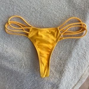 BoutineLA bikini bottoms